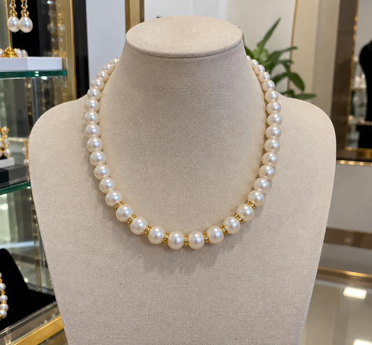 Elegant Pearl Necklace with Black Chain – Timeless Handmade Style