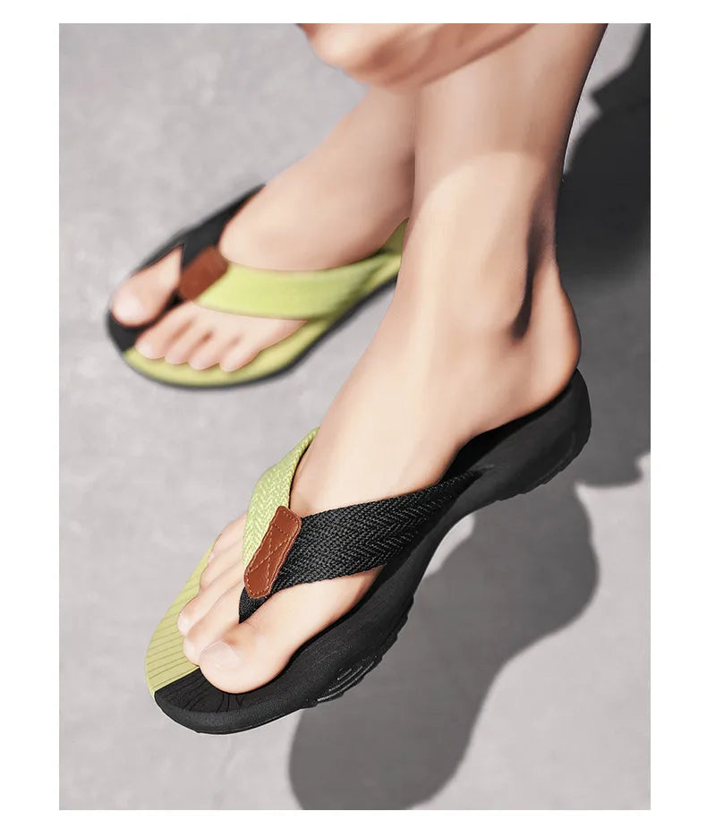 2021 Summer Men Flip Flops Beach Sandals Anti-slip High Quality Men Shoes Trendy Men Beach Slipper Big Size 45