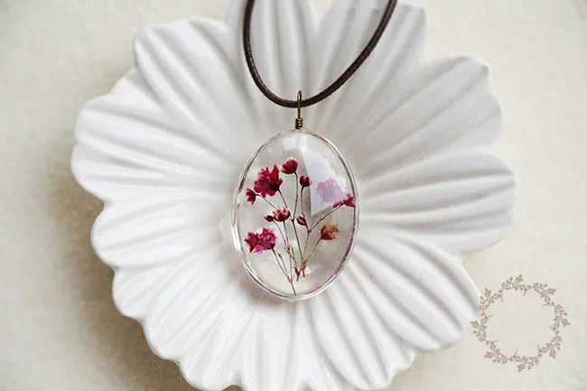 Handmade Dried Flower Necklace Red Blue Pink Flowers Pendant Leather Chain Necklaces For Women Bohemian Jewelry