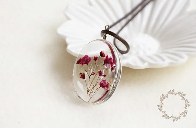 Handmade Dried Flower Necklace Red Blue Pink Flowers Pendant Leather Chain Necklaces For Women Bohemian Jewelry