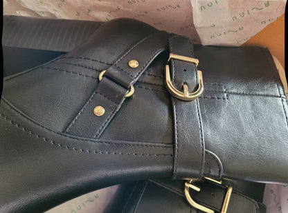 Women’s boots