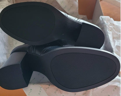 Women’s boots