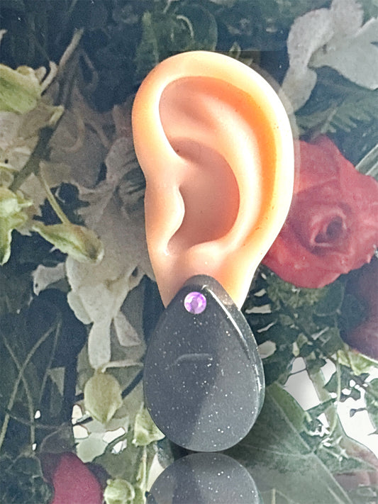 Earrings resin