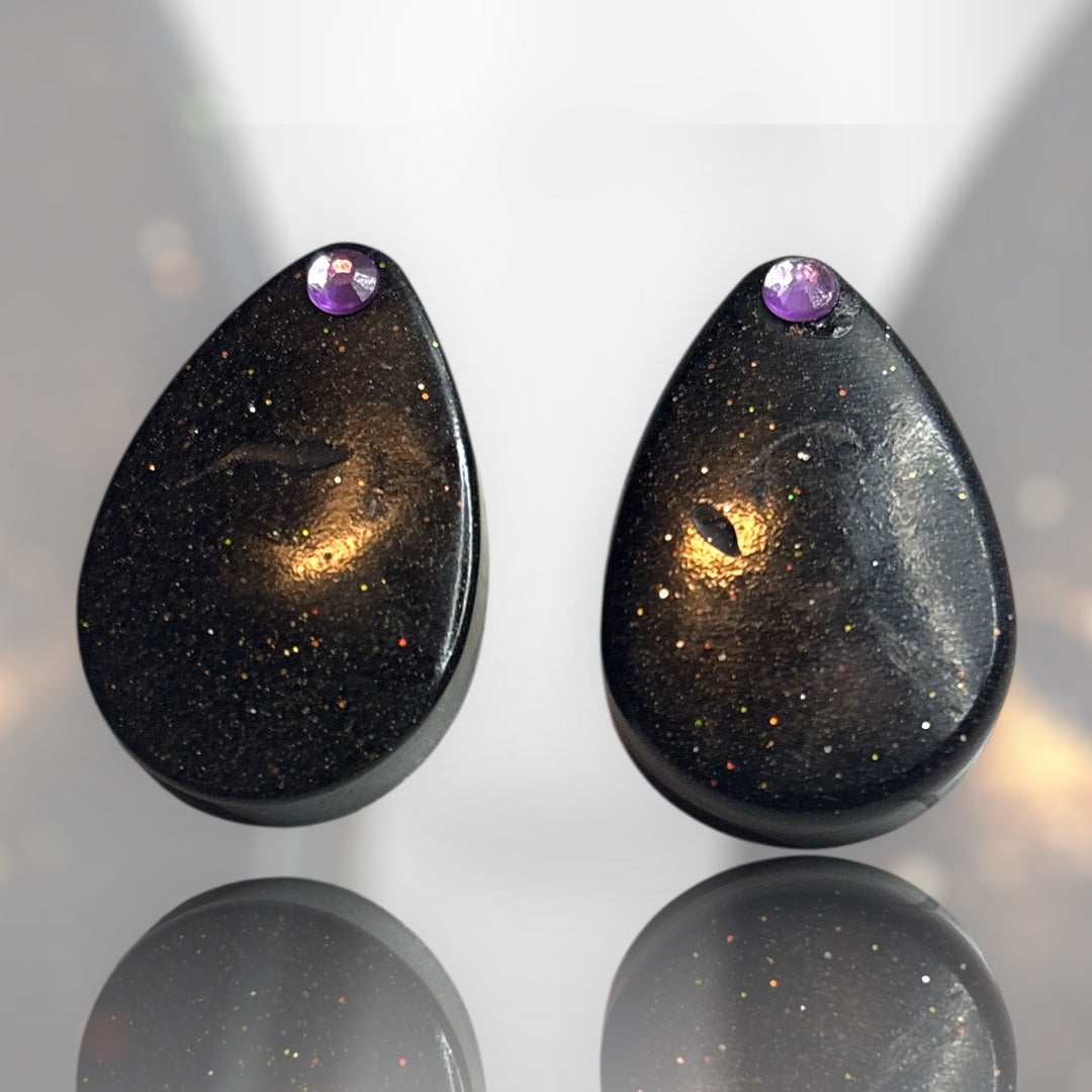 Earrings resin
