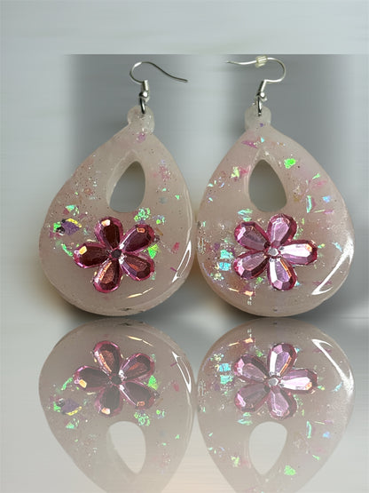 Earrings resin