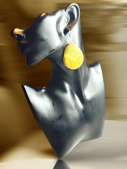 Earrings resin