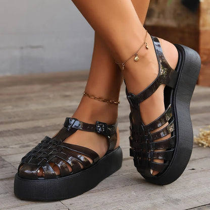 Middle Heel Sponge Bottom Baotou Buckle Strap 2024 Hot Sale Shoes for Women Women's Sandals Fashion Summer Neutral Daily Sandals