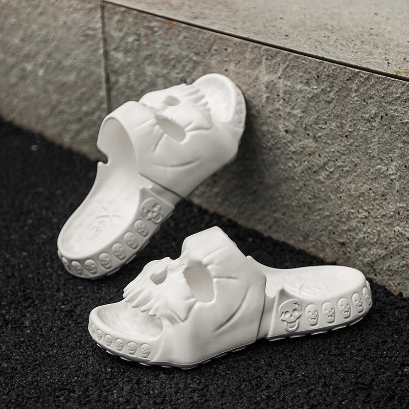 Punk Metal Skull Slippers Summer Men Slippers Novelty Outdoor Clogs Beach Sandals Non-slip Indoor Home Slides Couples Shoes 47