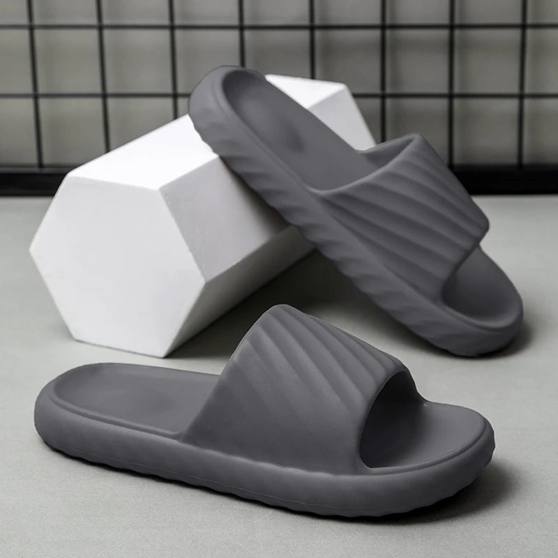 Platform Thick Bathroom Home Men Slippers Cloud Slippers Soft Sole Eva Outdoor Sandals Non-Slip Flip Flop Women Slippers