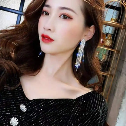 New Vintage Statement Gray Crystal Leaf Earrings for Women Fashion Unique Accessories Party Jewelry Birthday Anniversary Gifts