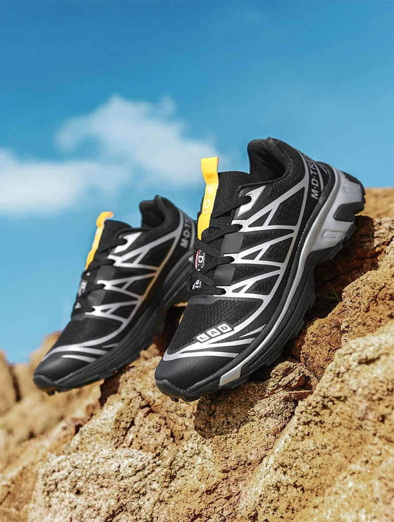 Men's hiking shoes, wear-resistant and anti slip outdoor sports shoes, fashionable and lightweight casual walking shoes