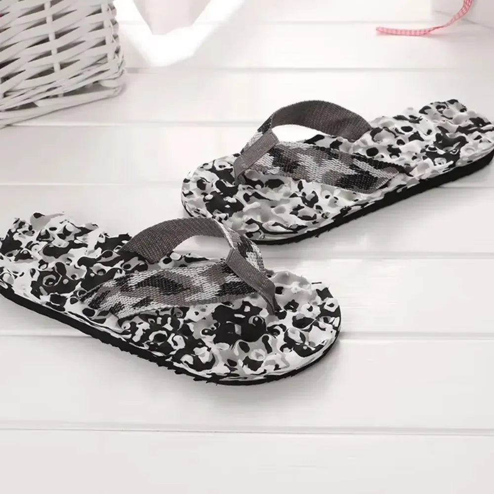 New Fashion Summer Massage Flip-Flops Men Slippers Beach Sandals Comfortable Men Casual Shoes Fashion Men Flip Flops Footwear