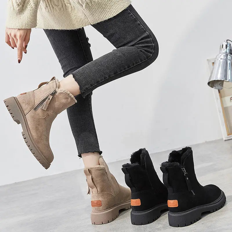 2026 New Winter Women's Snow Boots Trendy Mid Top Plush Thickened Warm Cotton Shoes Leather Wool Integrated Winter Women's Boots