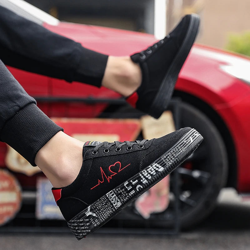 Women's Heart Design Sneakers for Women, Lace Up Soft Sole Platform Comfy Skate Shoes, Low-top Mid Top Valentine's Day Shoes, Me