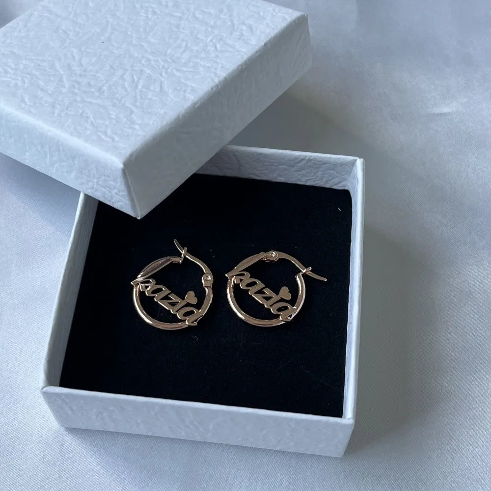 DUOYING Custom Nameplate Earrings Hoops 20mm 18K Gold Plated Stainless Steel Letter Round Earring Jewelry For Kids Gift