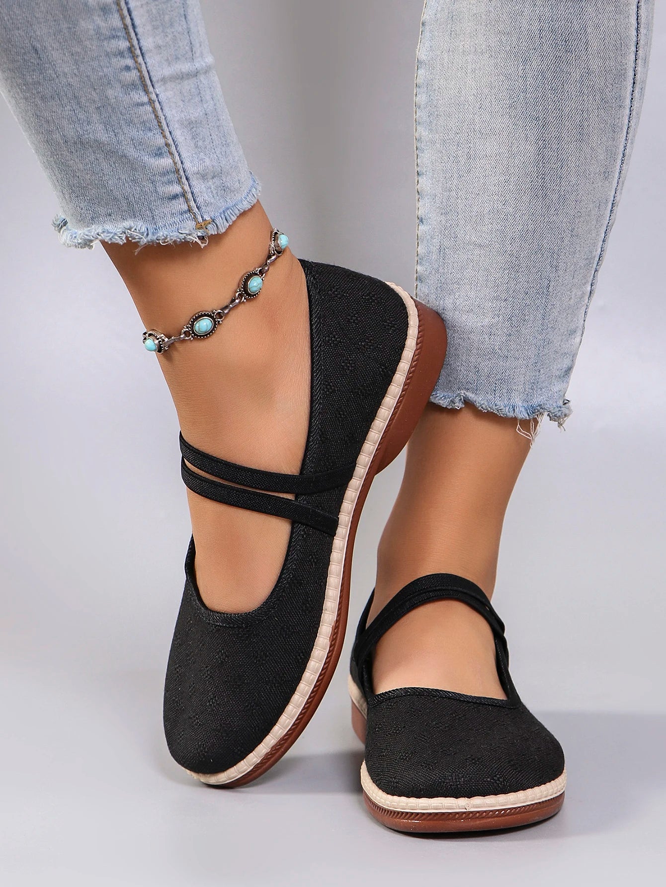 Spring New Women's Casual Sports Shoes Comfortable, Breathable, Lightweight, Wear resistant Lazy Shoes, Soft soled Flat Shoes