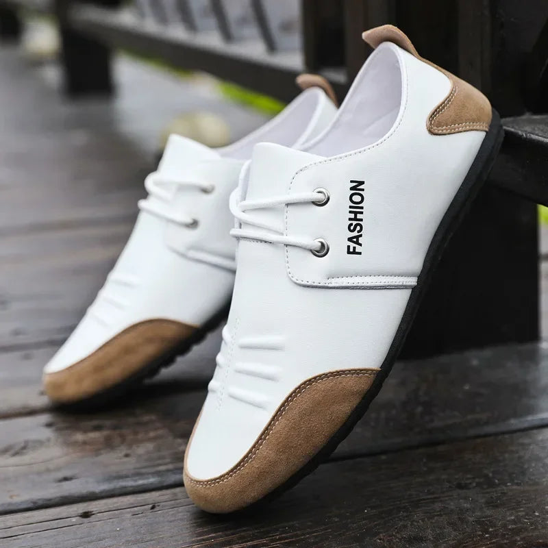 Flat Men Shoes Leisure Leather Shoes for Men White Footwear 2025 Summer Trend Breathable Soft Casual Sneakers British Peas Shoes