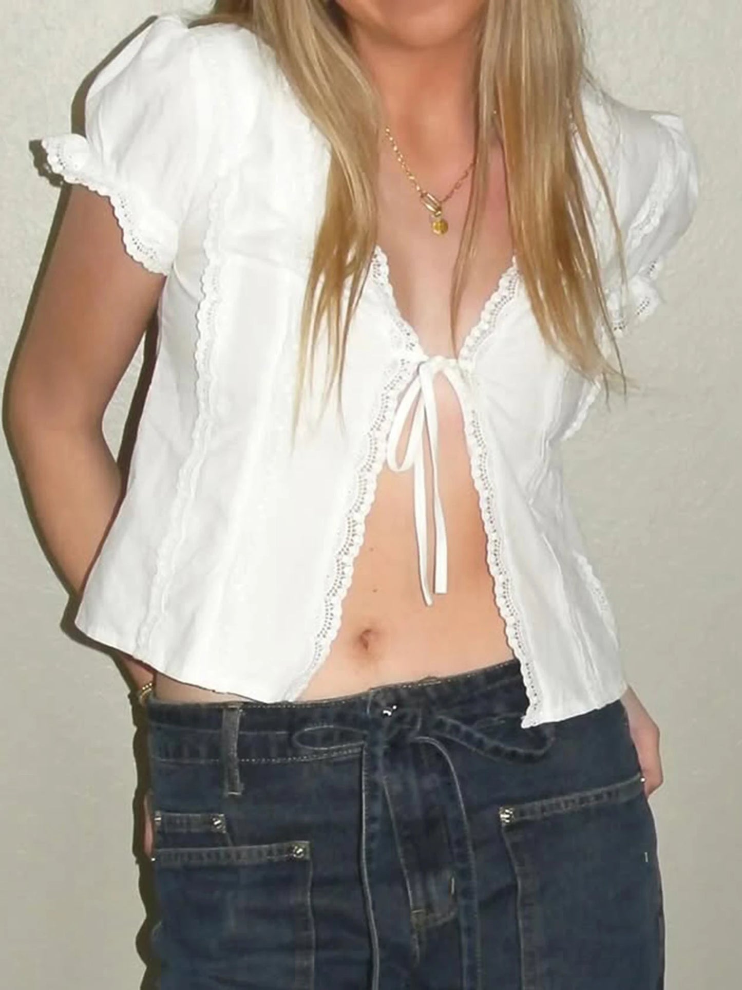 Women s Lace Patchwork V Neck Tie-up Front T-Shirts with Short Sleeves and Scalloped Hem - Stylish Tops for Summer