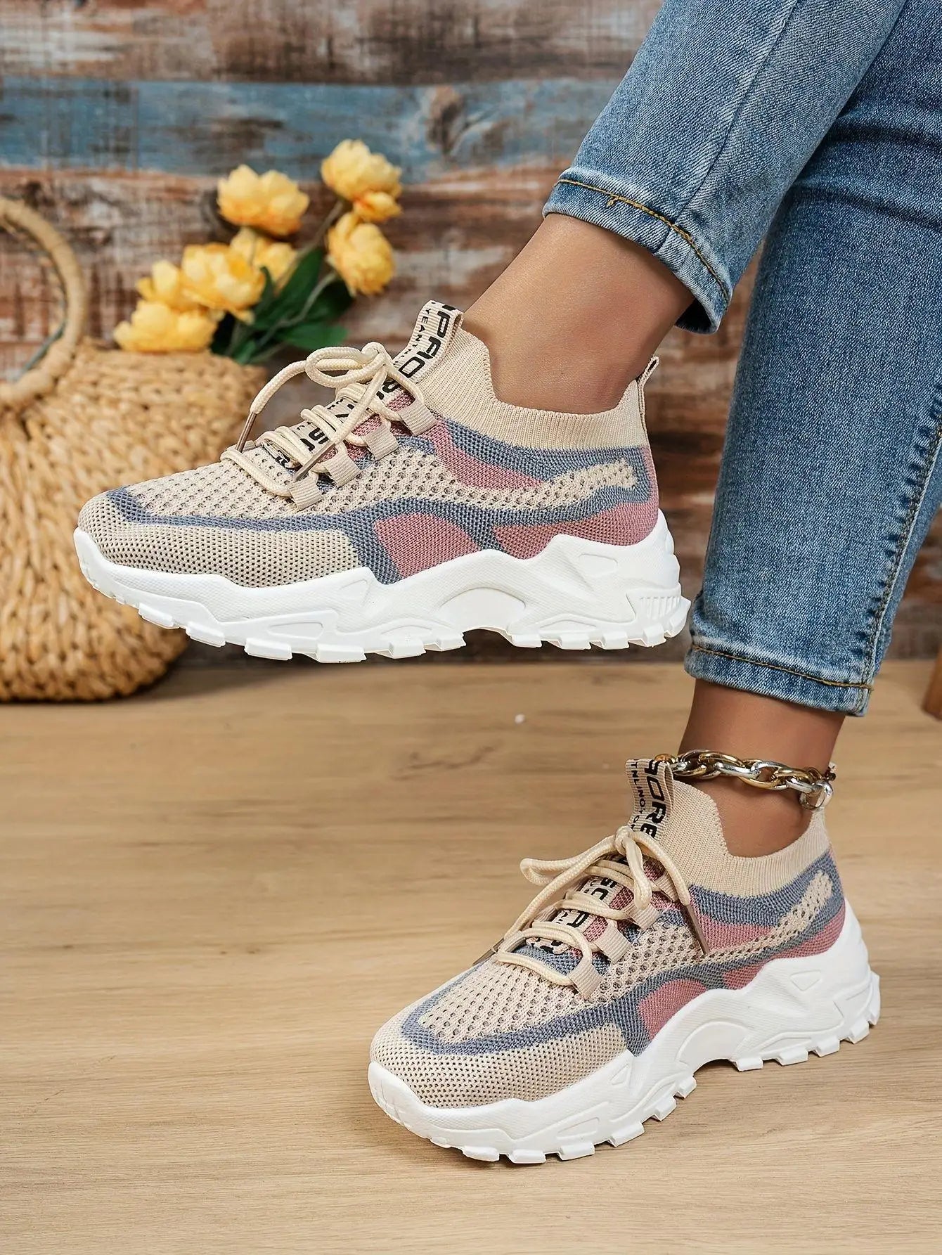Woman'Shoes Chunky Sneakers Women's Casual Shoes Air Mesh Breathable Sports Shoes For Women's Soft Sole Running Shoes