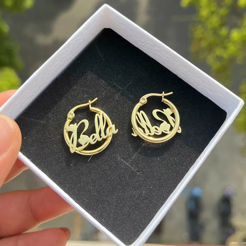 DUOYING Custom Nameplate Earrings Hoops 20mm 18K Gold Plated Stainless Steel Letter Round Earring Jewelry For Kids Gift