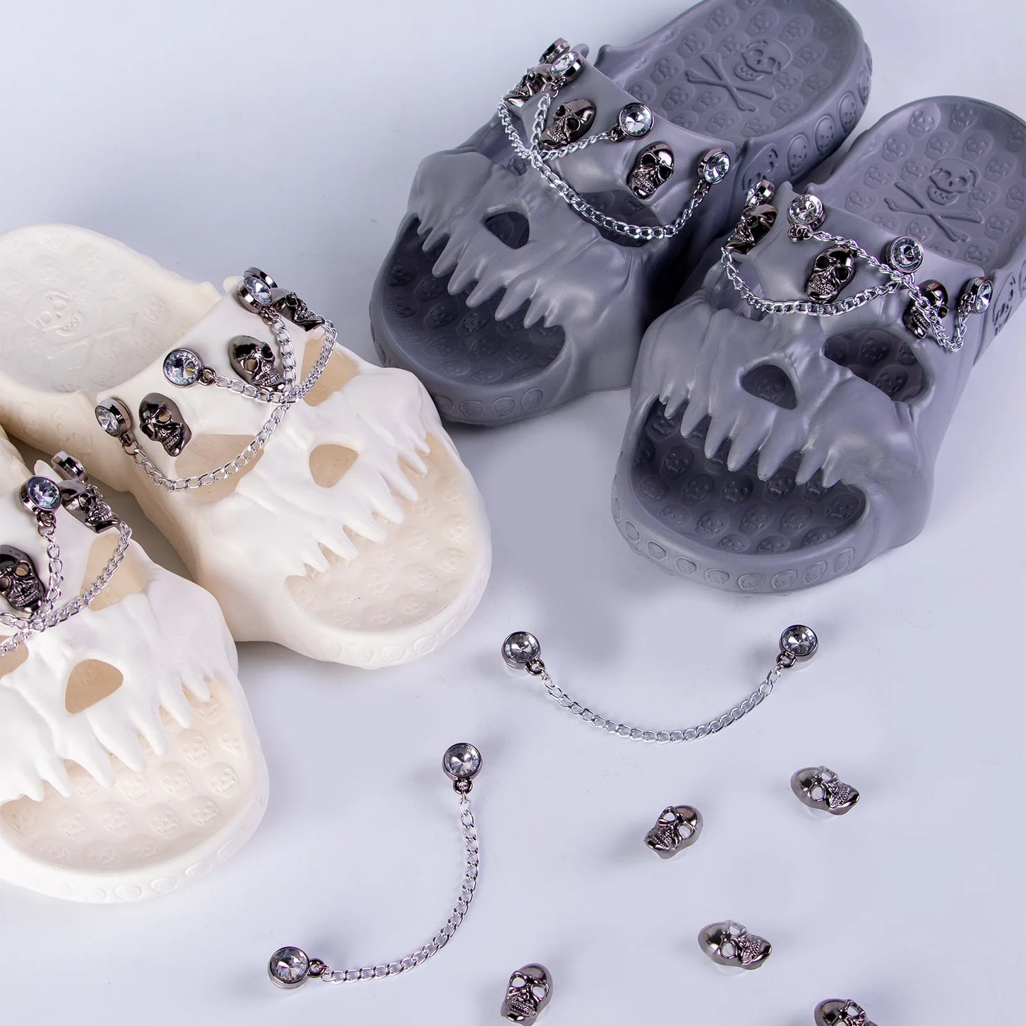Punk Metal Skull Slippers Summer Men Slippers Novelty Outdoor Clogs Beach Sandals Non-slip Indoor Home Slides Couples Shoes 47
