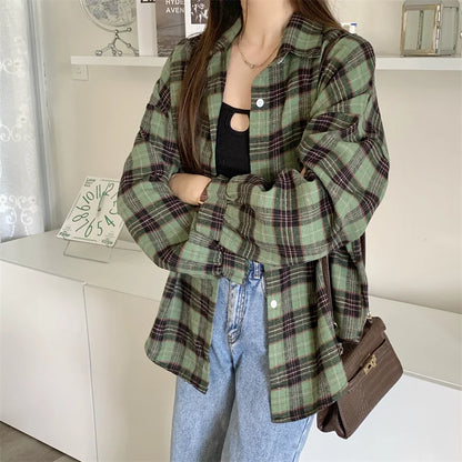 Women Tartan Shirt Long Sleeve Collared Button Up Oversized Plaid Shirt Jacket Grunge Fashion Teenage Girl Spring Summer Outfit