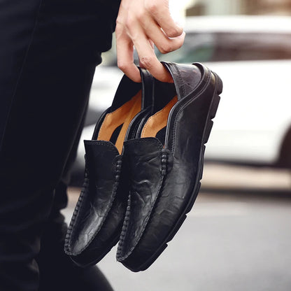 Italian Men Shoes Casual Luxury Brand 2020 Summer Mens Loafers Genuine Leather Moccasins Breathable Slip on Boat Shoes BTMOTTZ