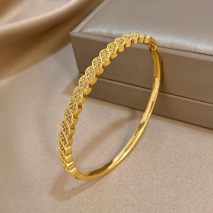 Freetry Vintage Rhinestone Gold Plated Spring Bangle Bracelet for Women Stylish Simple Geometric Cuff Bracelet Lady Jewelry Gift