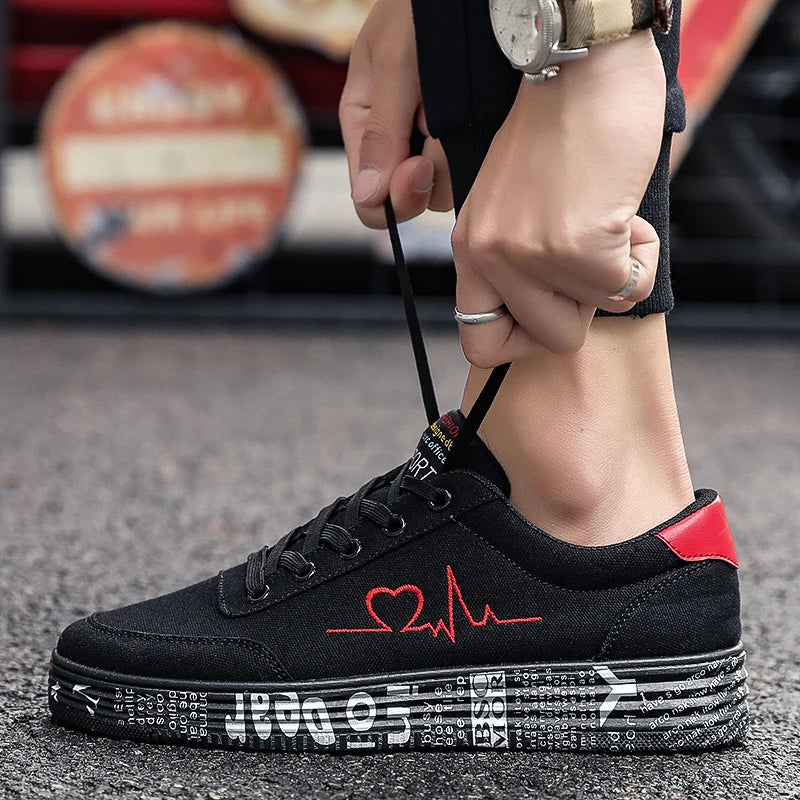 Women's Heart Design Sneakers for Women, Lace Up Soft Sole Platform Comfy Skate Shoes, Low-top Mid Top Valentine's Day Shoes, Me