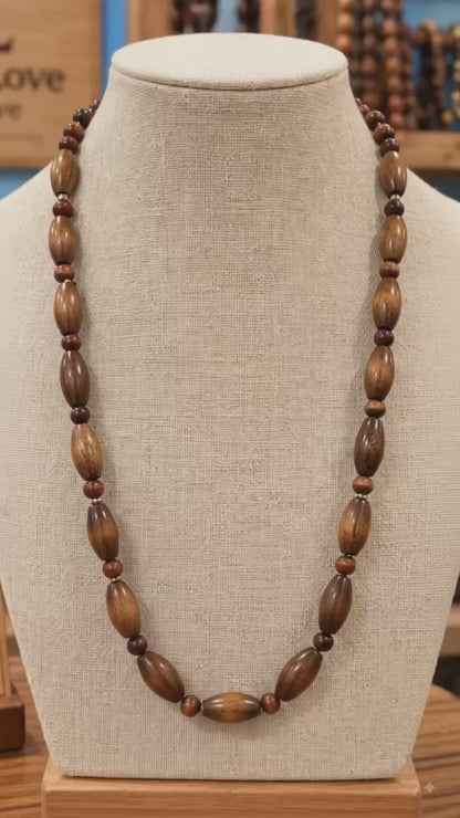 Handcrafted Wooden Bead Necklace – Natural Elegance & Timeless Style